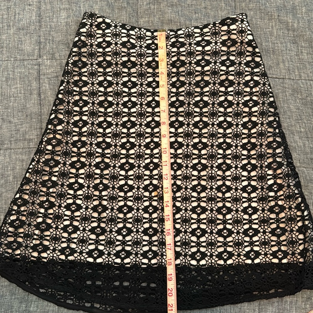 Trina Turk lace summery skirt